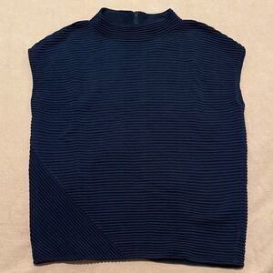 Akris Punto Black Sleeveless Top